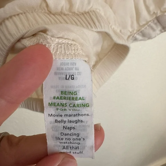 Aerie Women’s Button Front Cropped Top Beige Cream Puff Sleeve Size L - Picture 5 of 8